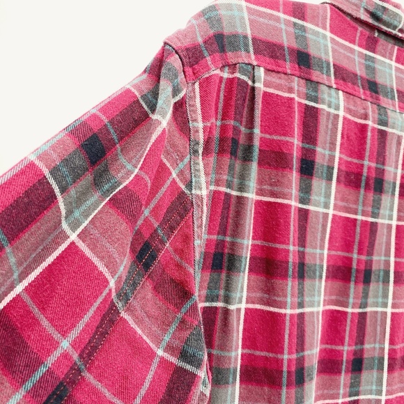 Men's J. Crew Midweight Flannel Classic Fit Shirt - Picture 7 of 9